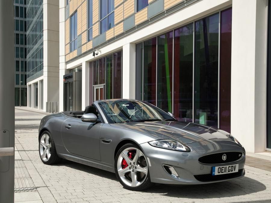  Jaguar XKR Convertible 2011 года  (UK) (фото 13 из 15)